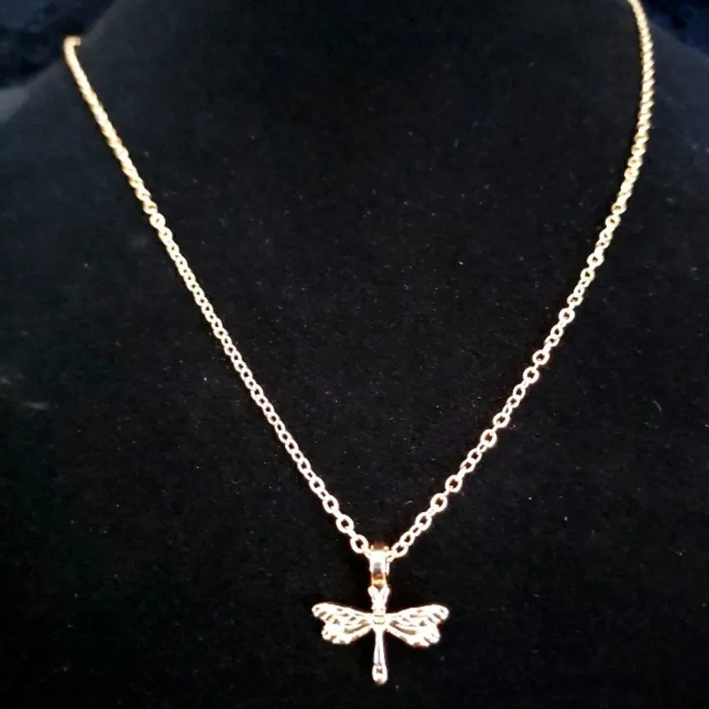 GOLD PLATED FREE SPIRIT DRAGONFLY PENDANT NECKLACE WITH INSPIRATIONAL CARD